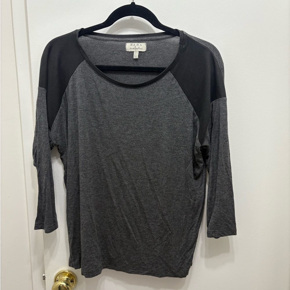 Zara Women's Gray and Black Top